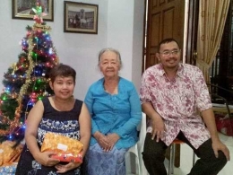 Natal 2016 bersama ibu dan adik bungsu. | Dokpri