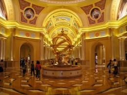 Lobby Venetian Macau (Wikipedia.com)