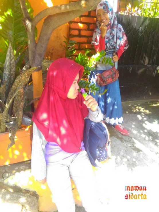 Bermain atau bepergian selalu