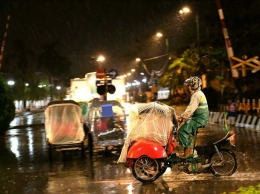 Rejeki dalam hujan | dok. pribadi