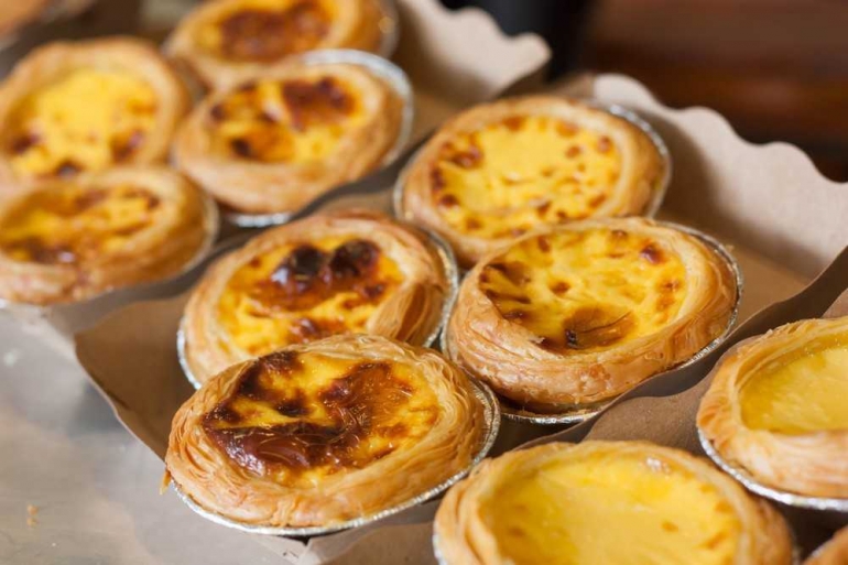 Egg Tart yang menjadi salah satu makanan favorit di Macao. | Dokumentasi kapanlagi.com