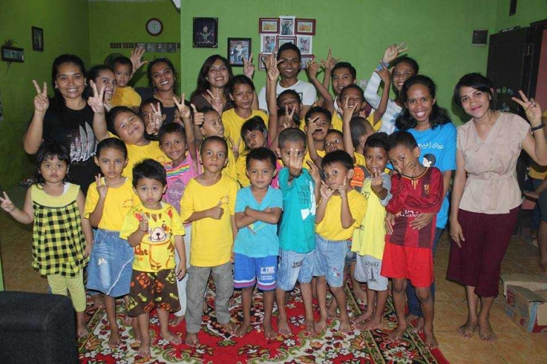 Kesempatan menceritakan Flores melalui Lewotana Mengajar. (foto dokumentasi OMFJ)