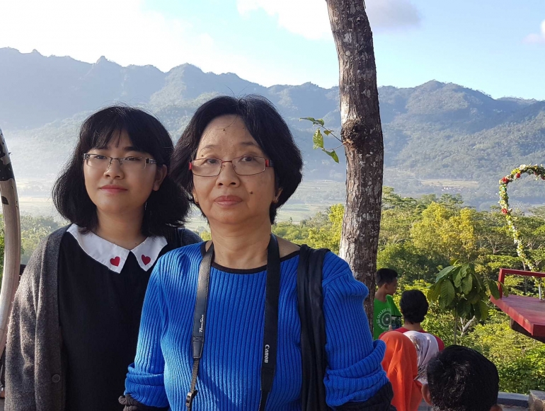 Di Puncak Punthuk Setumbu. Foto: Dokumen Pribadi