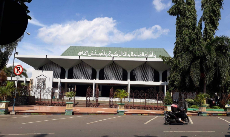 Masjid Agung Kota Pati. (Dok. Pribadi).