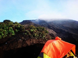 Puncak Kerinci dilihat dari shelter 3 (Dok Pri)