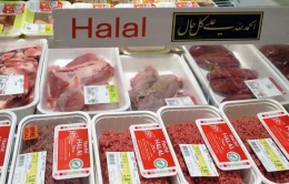 Ilustrasi daging halal. | bbc.com