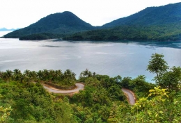 Pemandangan laut, gunung dan jalan berliku di Sabang (Dokrpi)