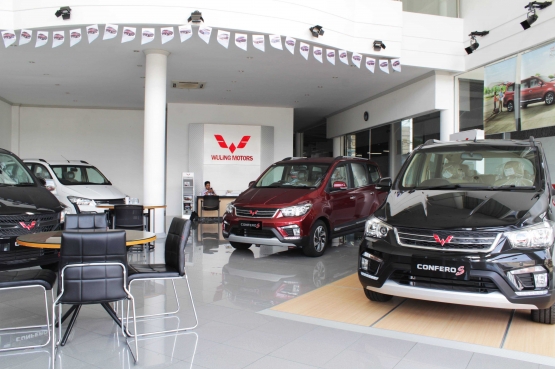 Dealer Hanawa Auto di jalan Gatot Subroto Timur 234, Denpasar, Bali / dap