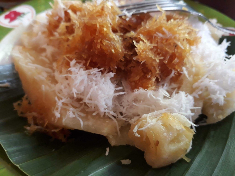 Gethuk Runting, kudapan lezat dengan berbahan dasar ketela pohon. (Dokpri).