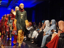 Industri fesyen Indonesia sudah mendunia. www.margaapsari.blogspot.com