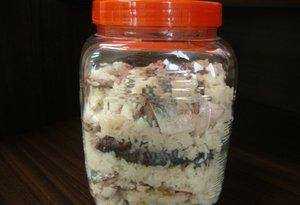 Pembuatan bakasam ikan (sumber: kayuagung.com)