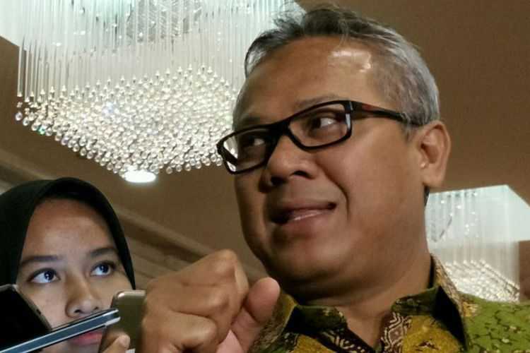 Ketua Komisi Pemilihan Umum (KPU) RI, Arief Budiman ketika ditemui di hotel Borobudur, Jakarta, Jumat, (15/12/2017). 