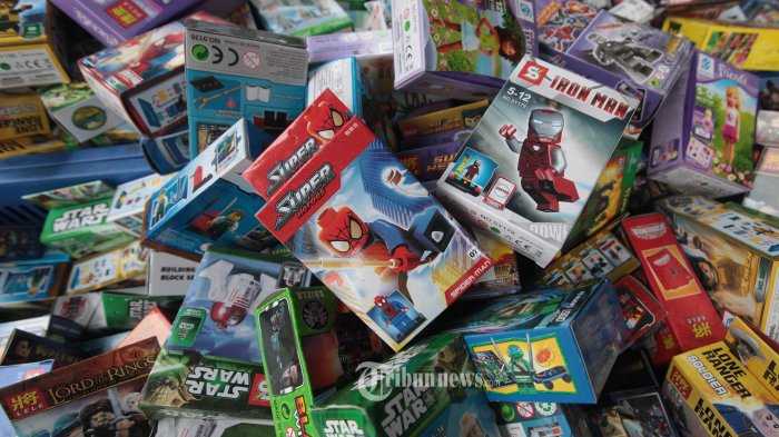 Pasar  Gembrong  yang Sukses Digeser oleh Zen Muttaqin   Pasar  Gembrong  yang Sukses Digeser oleh Zen Muttaqin