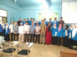 Foto Bersama Civitas Akademika FSEI dengan Pejabat Baitul Mal Banda Aceh 