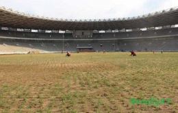 Stadion Utama Gelora Bung Karno dalam renovasi menyambut Asian Games 2018 | Dokumentasi Choirul Huda