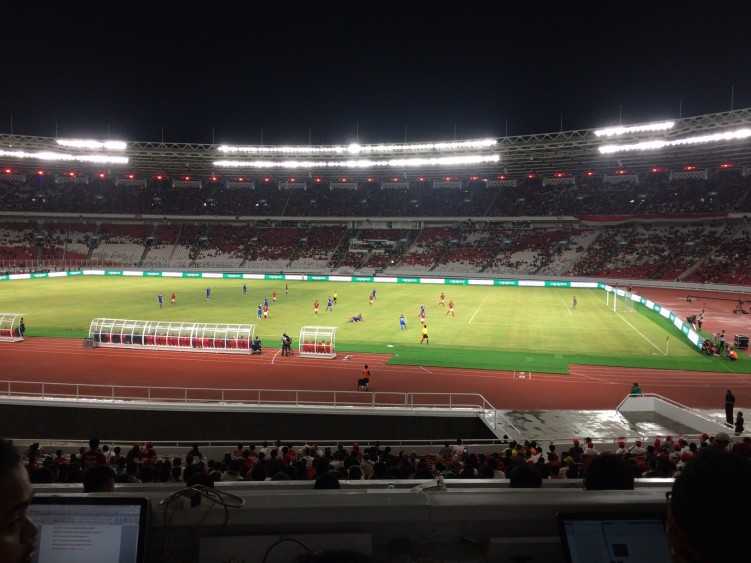 (Suasana laga Indonesia vs Islandia distadion GBK /sumber foto dilansir dari harian topskor)