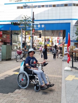 Dokumen pribadi, Aku sebagai disabled pemakai kursi roda pun merasa nyaman disana (dan di semua tempat di Jepang), dengan sema fasilitas2 disabled yang benar2 dipikirkan pemerintah kota, dengan seksama!