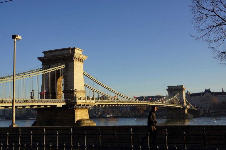 Jembatan tertua di Budapest (dokumentasi pribadi)