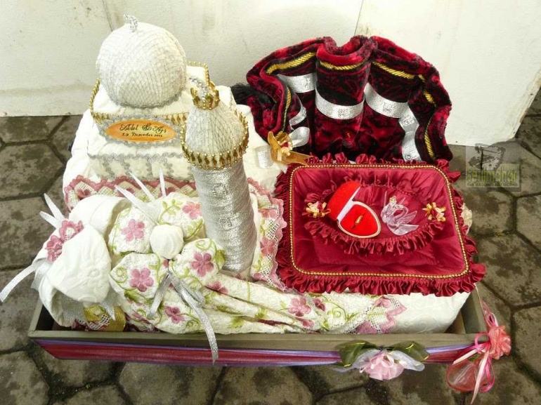 Ilustrai, mahar pernikahan Dullah kepada Fatimah yang dibayar tidak dengan tunai. Foto | Belajar Islam.com
