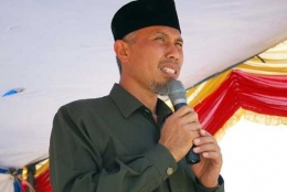 Mahyeldi Ansharullah Walikota Padang. Sumber: https://www.dakwatuna.com