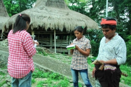 Pemetaan Partisipatif menggunakan GIS di Desa Doka Kaka Kampung Tebera, Sumba Barat (Dok.Pribadi)