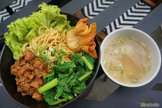 La Mian rasa Chicken Mushroom (ayam dan jamur) - dok.pri