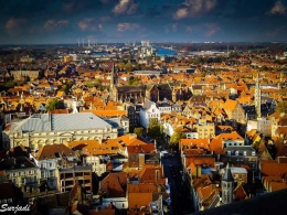 Kota Brugge dari puncak menara Belfry