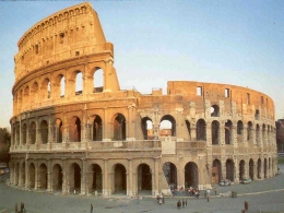 Colosseum sebagai salah satu latar tempat di film All Money in The World (sumber:pinterest).