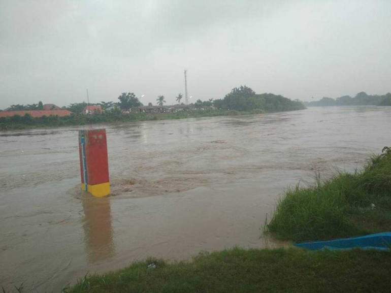 Tanda Kategori Status Kali Pemali Brebes/Doc Asmi Asmawi