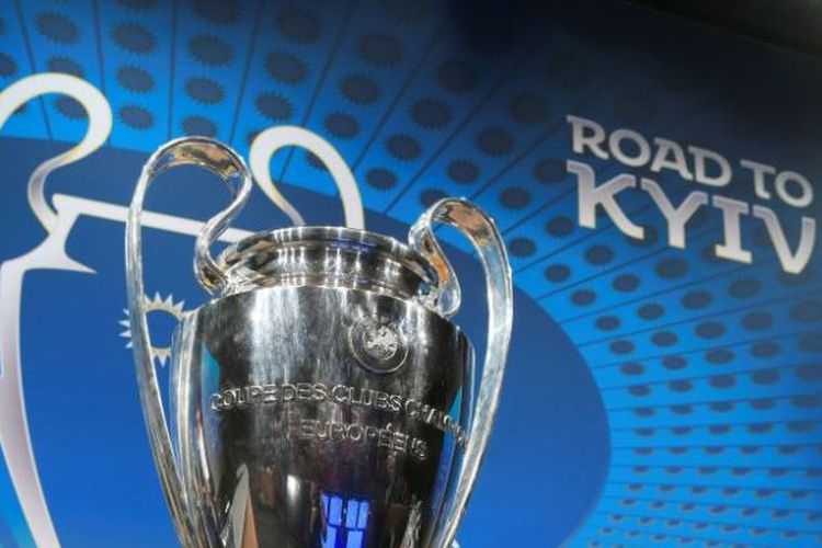 Undian babak 16 besar Liga Champions musim 2017-2018 telah dilaksanakan oleh Asosiasi Sepak Bola Eropa (UEFA) di Nyon, Swiss, Senini (11/12/2017). (Fabrice Coffrini/AFP)