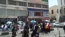Suasana lingkungan Pasar Balad Jeddah (dok. pribadi 3/2/2018)