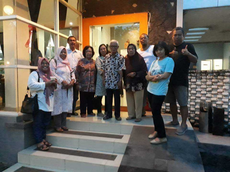 Sebelum pulang berwifie dulu. (Dokpri).