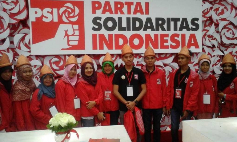 Photo Bersama Pengurus PSI se-sumsel di KOPDARNAS I Partai Solidaritas Indonesia 