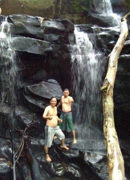 Rombo Balang, Air Terjun yang terdapat susunan batu Belang-Belang (dokumentasi pribadi)