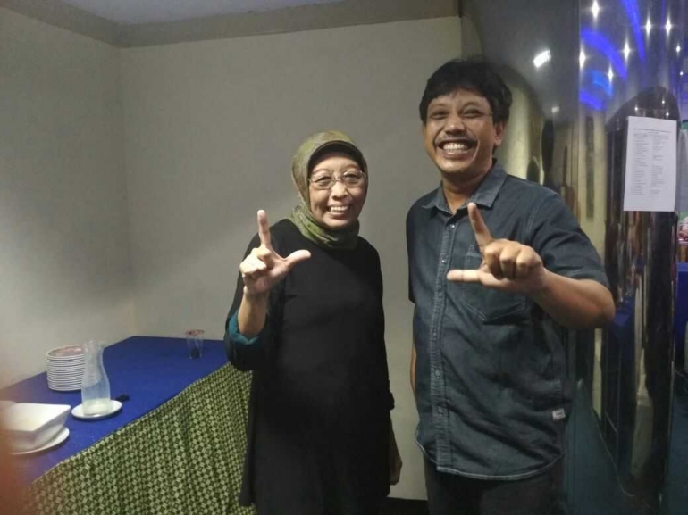 Pentolan Kompasianer Malang salam literasi dengan Ibu Doktor Tri. dokumentasi pribadi