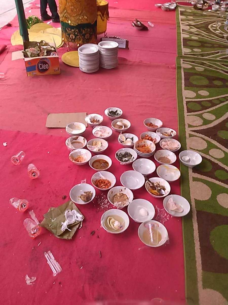 Selesai makan kenduri