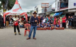 AS Putra Motor menyelenggarakan event seni dan budaya di CFD (Car Free Day) Kuningan, acara ini mendapatkan sambutan antusias pengunjung CFD di Kuningan Jawa Barat