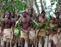 Salah satu suku di Vanuatu. Photo: www.turtlebaybeachhouse.com