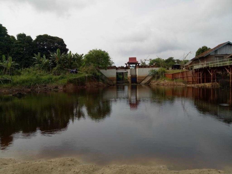 Kanal kuno (sumber foto: dokumentasi pribadi)