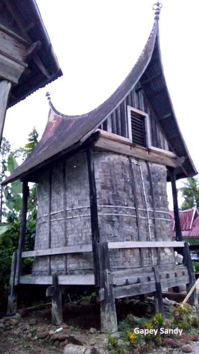 Saribu Rumah  Gadang  Pesona Peradaban Nenek Moyang oleh   Saribu Rumah  Gadang  Pesona Peradaban Nenek Moyang oleh