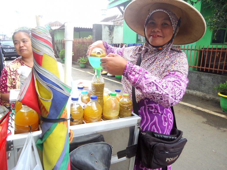 Jamu Keliling Onthel