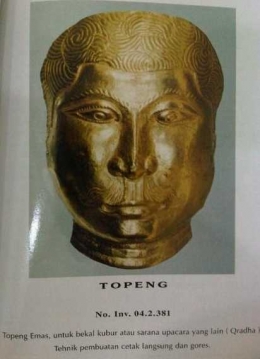 Topeng Emas Yang ditemukan di Desa Nayan, Yogyakarta. Kini topeng tersebut telah hilang dicuri dari Museum Sonobudoyo. (Sumber: jogjaupdate.com)