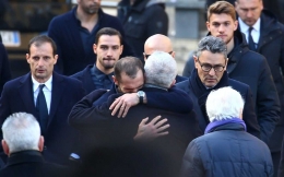 Chiellini dan Skuat Juventus, di pemakaman Davide Astori I Gambar : Telegraph