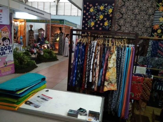 Kerajinan Kota Magelang Tembus Pasar Ekspor oleh Ummi Kerajinan Kota Magelang Tembus Pasar Ekspor oleh Ummi