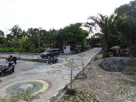 Area Parkir dan Jalan Masuk (Dokpri)