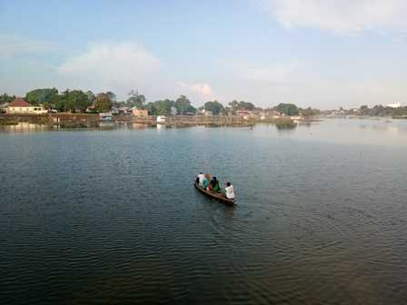 Ketinting Menyeberangi Danau (Dokpri)