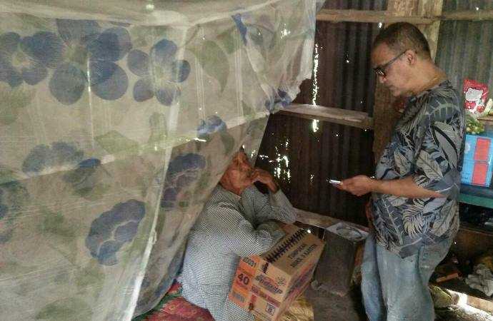 Bertemu langsung dengan mbah Kasni (foto: dok pri)