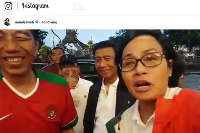 Ketika mengajak nge-vlog Presiden Jokowi. (Foto: Instagram smindrawati)