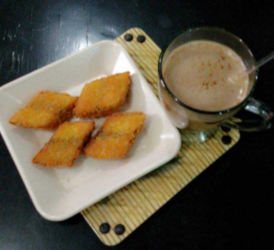 Banana fritters dan kopi susu (dokpri)