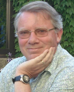 Dr. Simon Mitton. Photo: www.totalastronomy.com